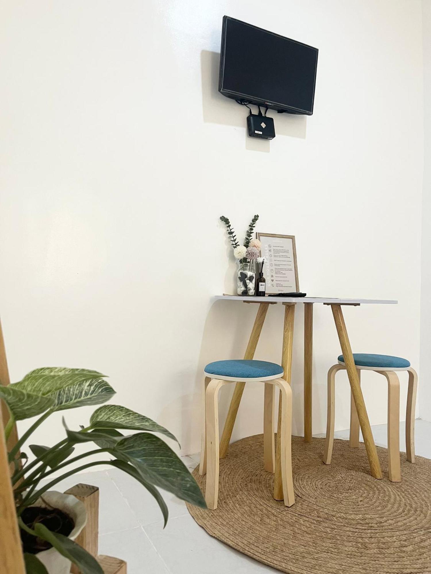 Sunnydale Apartelle -Room Accommodation Near Calatagan Beach Resorts 八打雁 外观 照片
